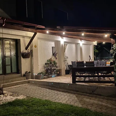 Casa De Vacanta Casa de Campo Potoc